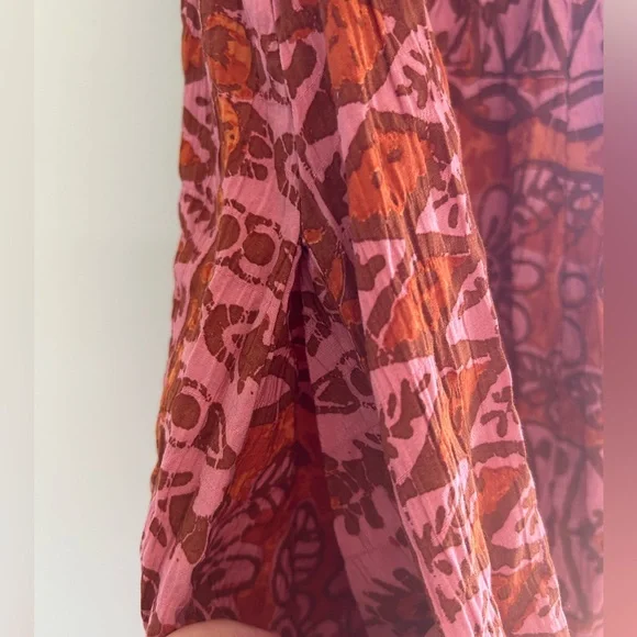 NWT Red & Pink Romper Flower & Lace Urban Outfitters - Picture 7 of 12